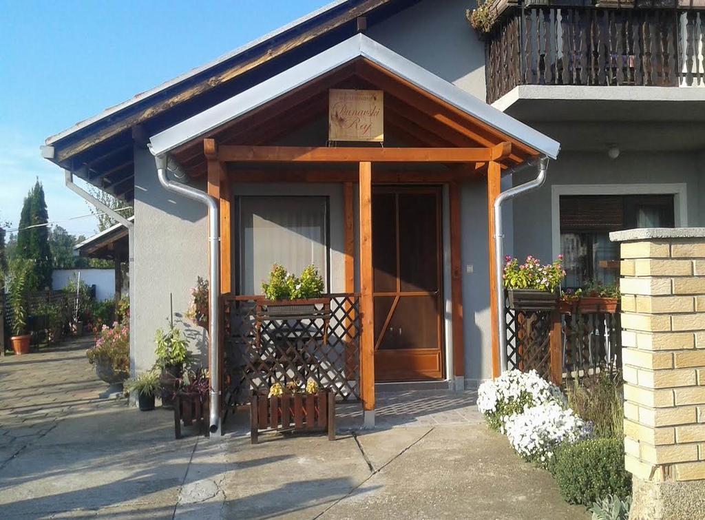 Guest House Dunavski Raj Kostol Dış mekan fotoğraf